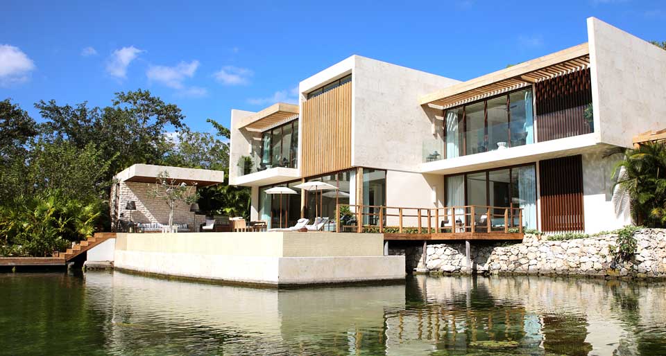 luxurious villa by the water