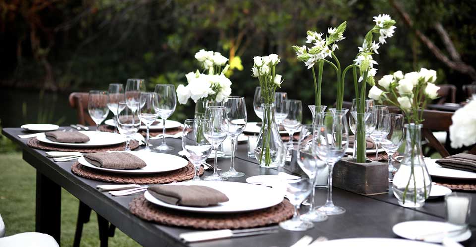 elegant dinner table setup